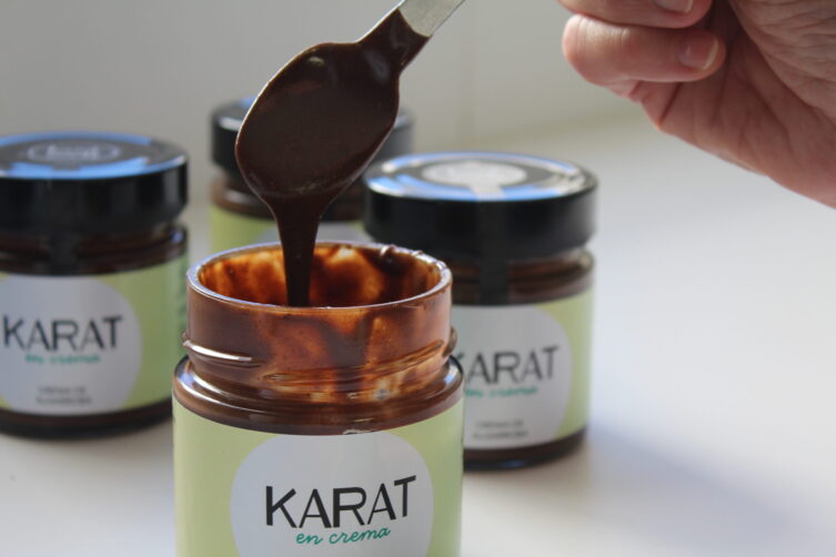 Karat crema de algarroba